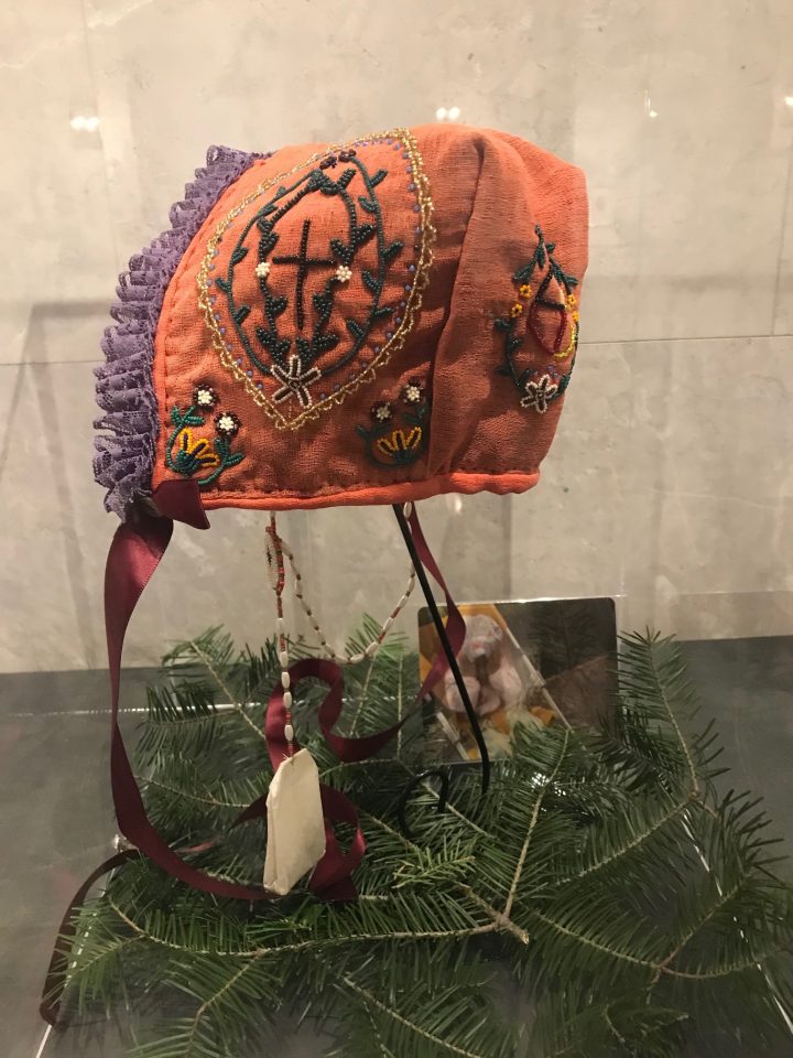 Reservation Bonnet (installation view)