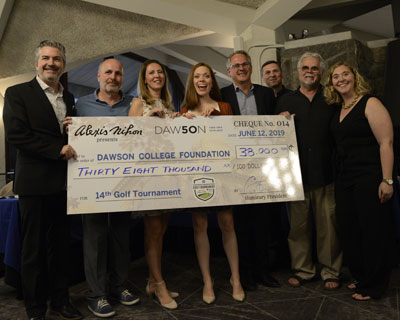 400x320_News_Image_golf_2019_cheque